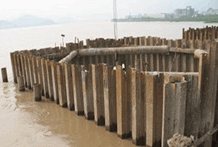 二級(jí)建造師考試市政實(shí)務(wù)知識(shí)點(diǎn):深基坑支護(hù)結(jié)構(gòu)與變形控制